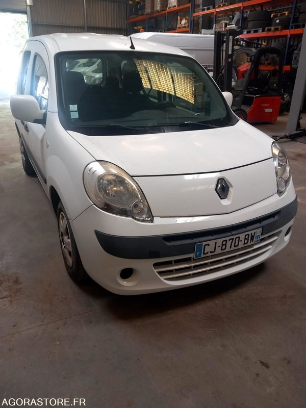 Renault Kango 5 places DCI - Automobil: slika Renault Kango 5 places DCI - Automobil Renault Kango 5 places DCI - Automobil: slika Renault Kango 5 places DCI - Automobil