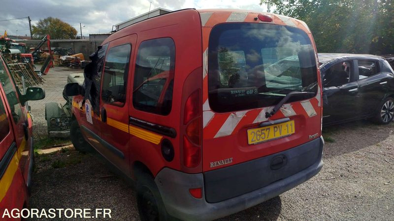 Renault Kangoo - 2000 - 2657PV11 - Mali kombi: slika Renault Kangoo - 2000 - 2657PV11 - Mali kombi Renault Kangoo - 2000 - 2657PV11 - Mali kombi: slika Renault Kangoo - 2000 - 2657PV11 - Mali kombi