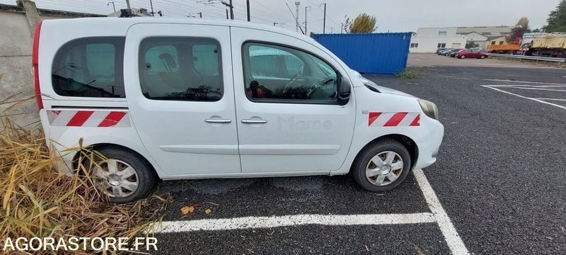 Renault Kangoo - 2013 - 284004kms - Automobil: slika Renault Kangoo - 2013 - 284004kms - Automobil Renault Kangoo - 2013 - 284004kms - Automobil: slika Renault Kangoo - 2013 - 284004kms - Automobil