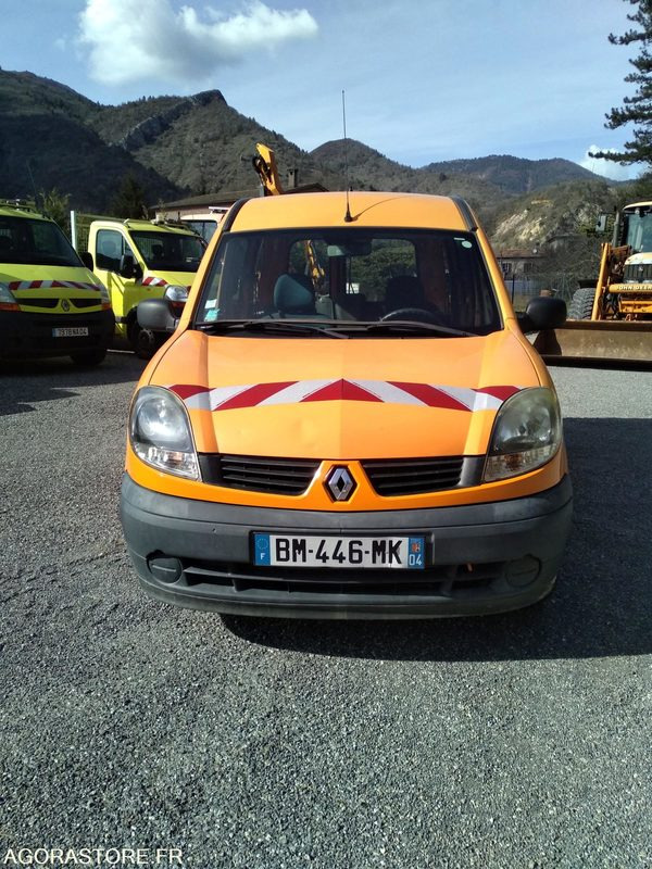 Renault Kangoo Authentique 1.5 Dci 70 - 2008 - 152220 KM - Mali kombi: slika Renault Kangoo Authentique 1.5 Dci 70 - 2008 - 152220 KM - Mali kombi Renault Kangoo Authentique 1.5 Dci 70 - 2008 - 152220 KM - Mali kombi: slika Renault Kangoo Authentique 1.5 Dci 70 - 2008 - 152220 KM - Mali kombi