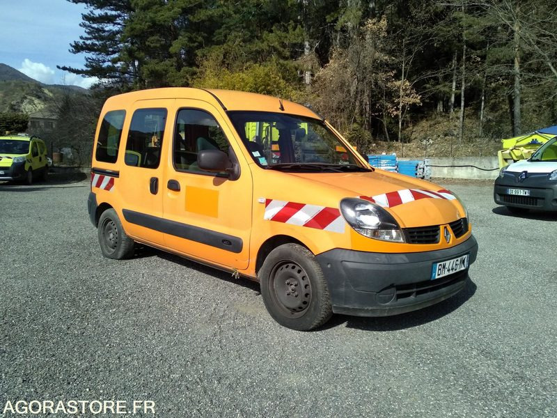 Renault Kangoo Authentique 1.5 Dci 70 - 2008 - 152220 KM - Mali kombi: slika Renault Kangoo Authentique 1.5 Dci 70 - 2008 - 152220 KM - Mali kombi Renault Kangoo Authentique 1.5 Dci 70 - 2008 - 152220 KM - Mali kombi: slika Renault Kangoo Authentique 1.5 Dci 70 - 2008 - 152220 KM - Mali kombi