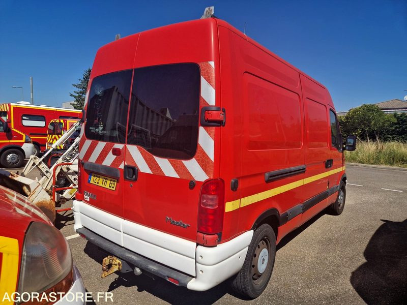 Renault Master -123YR69 - Furgon: slika Renault Master -123YR69 - Furgon Renault Master -123YR69 - Furgon: slika Renault Master -123YR69 - Furgon