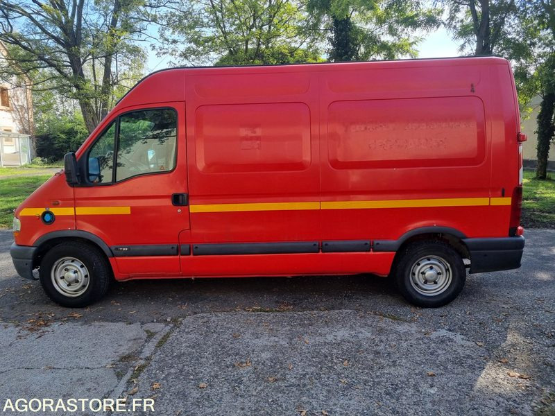 Renault Master L2H2 - 7415 VN 63 - 2000 - Automobil: slika Renault Master L2H2 - 7415 VN 63 - 2000 - Automobil Renault Master L2H2 - 7415 VN 63 - 2000 - Automobil: slika Renault Master L2H2 - 7415 VN 63 - 2000 - Automobil