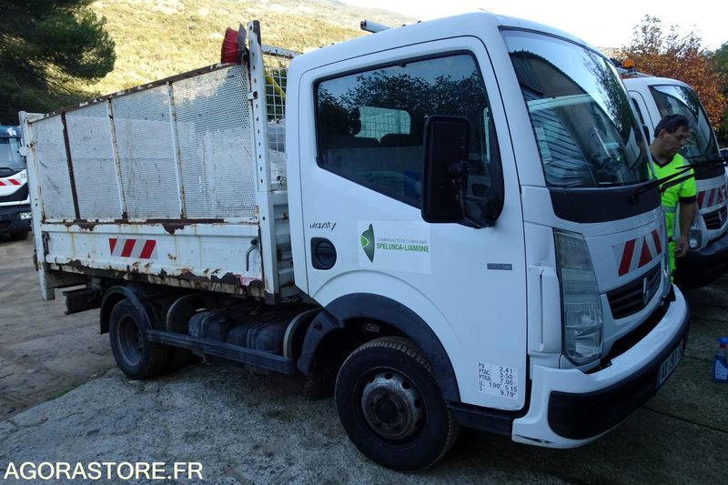 Renault Maxity 130 DXI - Mali kamion kiper: slika Renault Maxity 130 DXI - Mali kamion kiper Renault Maxity 130 DXI - Mali kamion kiper: slika Renault Maxity 130 DXI - Mali kamion kiper