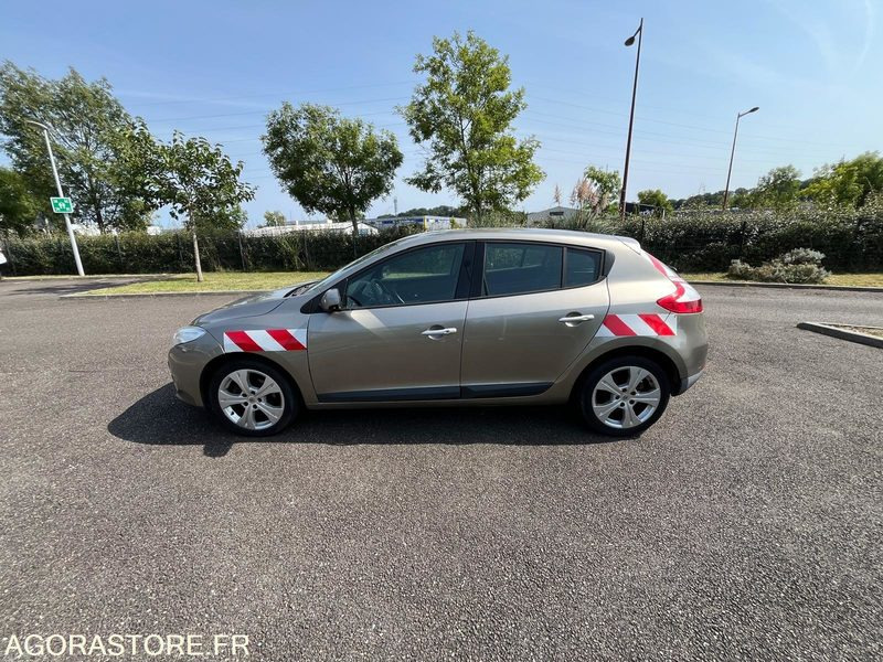 Renault Megane - 2011 - 223 032 km - Automobil: slika Renault Megane - 2011 - 223 032 km - Automobil Renault Megane - 2011 - 223 032 km - Automobil: slika Renault Megane - 2011 - 223 032 km - Automobil