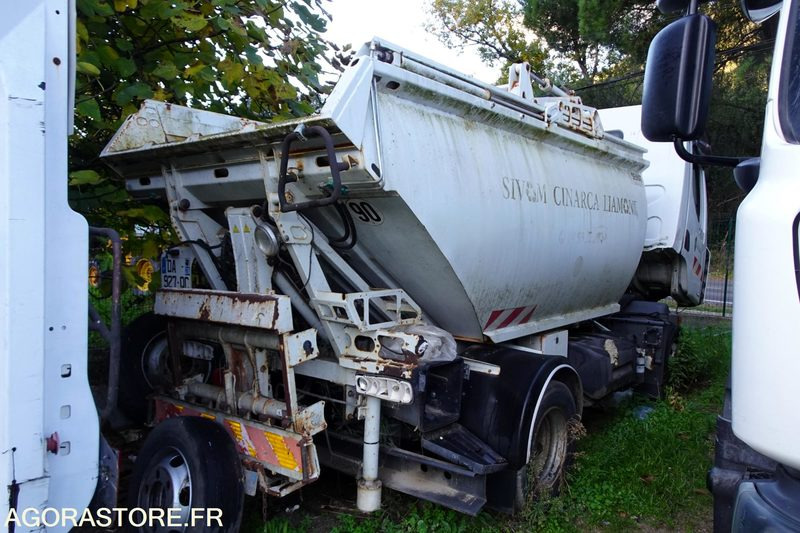 Renault Midlum 220 DXI - Automobil: slika Renault Midlum 220 DXI - Automobil Renault Midlum 220 DXI - Automobil: slika Renault Midlum 220 DXI - Automobil