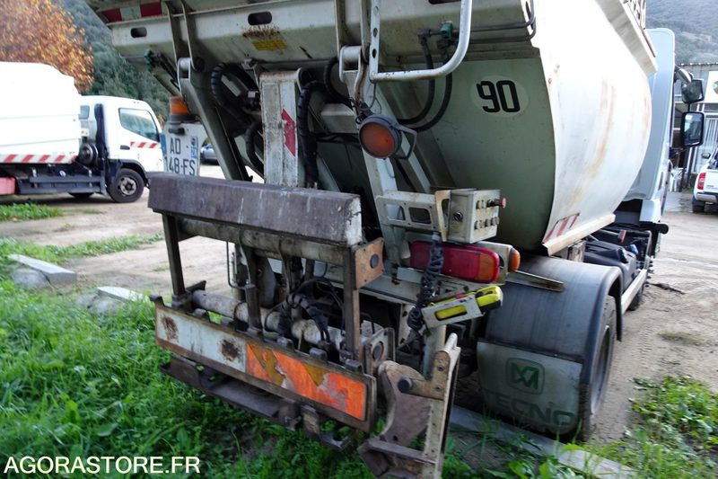 Renault Midlum 220 DXI - Kamion za odvoz smeća: slika Renault Midlum 220 DXI - Kamion za odvoz smeća Renault Midlum 220 DXI - Kamion za odvoz smeća: slika Renault Midlum 220 DXI - Kamion za odvoz smeća