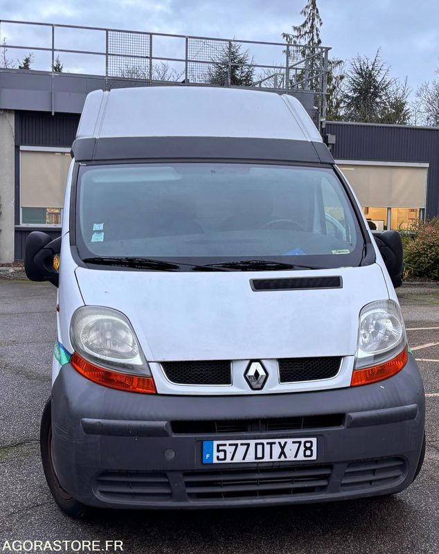 Renault Trafic - 2006 - 52813km - Furgon: slika Renault Trafic - 2006 - 52813km - Furgon Renault Trafic - 2006 - 52813km - Furgon: slika Renault Trafic - 2006 - 52813km - Furgon