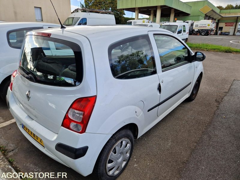 Automobil Renault Twingo - 2008 - 123051 - 639AMB29: slika Automobil Renault Twingo - 2008 - 123051 - 639AMB29