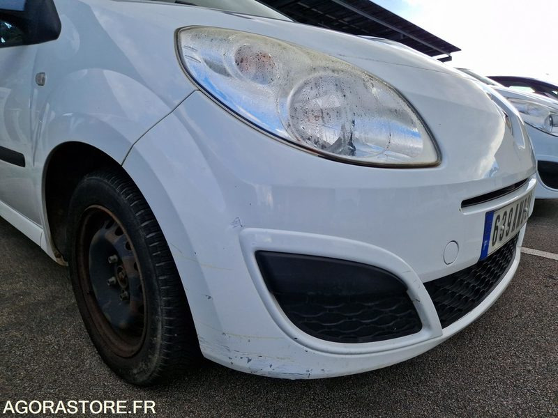 Automobil Renault Twingo - 2008 - 123051 - 639AMB29: slika Automobil Renault Twingo - 2008 - 123051 - 639AMB29