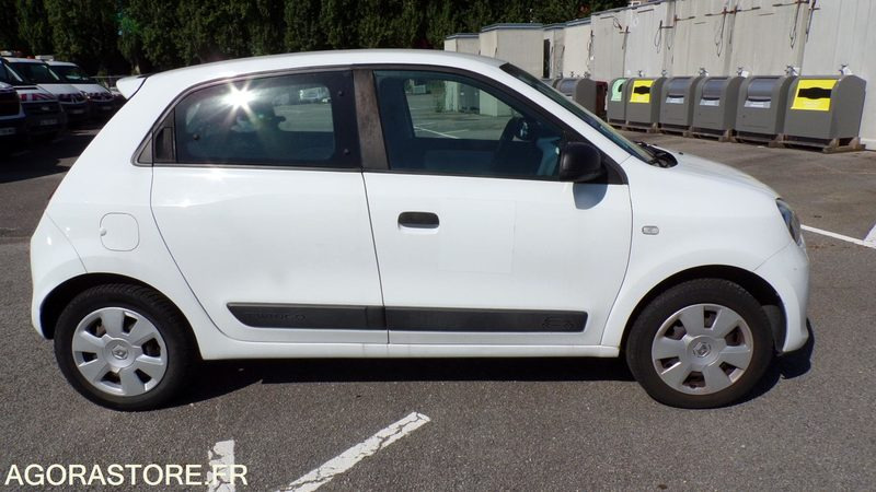 Renault Twingo 3 EN-999-TL (BP) - Automobil: slika Renault Twingo 3 EN-999-TL (BP) - Automobil Renault Twingo 3 EN-999-TL (BP) - Automobil: slika Renault Twingo 3 EN-999-TL (BP) - Automobil