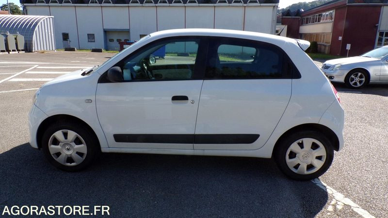 Renault Twingo 3 EN-999-TL (BP) - Automobil: slika Renault Twingo 3 EN-999-TL (BP) - Automobil Renault Twingo 3 EN-999-TL (BP) - Automobil: slika Renault Twingo 3 EN-999-TL (BP) - Automobil