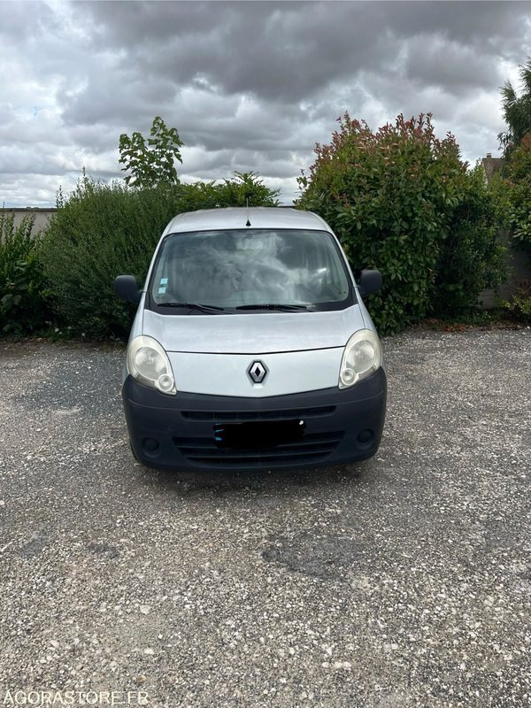 Renault kangoo 1.6. 105 -2009 - 202 000km - Automobil: slika Renault kangoo 1.6. 105 -2009 - 202 000km - Automobil Renault kangoo 1.6. 105 -2009 - 202 000km - Automobil: slika Renault kangoo 1.6. 105 -2009 - 202 000km - Automobil