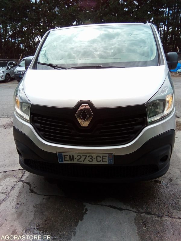 Renault trafic 1.6dci 95 CV 9 places 309336 kms - Minibus, Putnički kombi: slika Renault trafic 1.6dci 95 CV 9 places 309336 kms - Minibus, Putnički kombi Renault trafic 1.6dci 95 CV 9 places 309336 kms - Minibus, Putnički kombi: slika Renault trafic 1.6dci 95 CV 9 places 309336 kms - Minibus, Putnički kombi