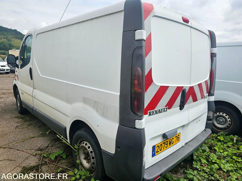 Renault trafic - 2003 - 344971km - 2079WG76 - Furgon: slika Renault trafic - 2003 - 344971km - 2079WG76 - Furgon Renault trafic - 2003 - 344971km - 2079WG76 - Furgon: slika Renault trafic - 2003 - 344971km - 2079WG76 - Furgon