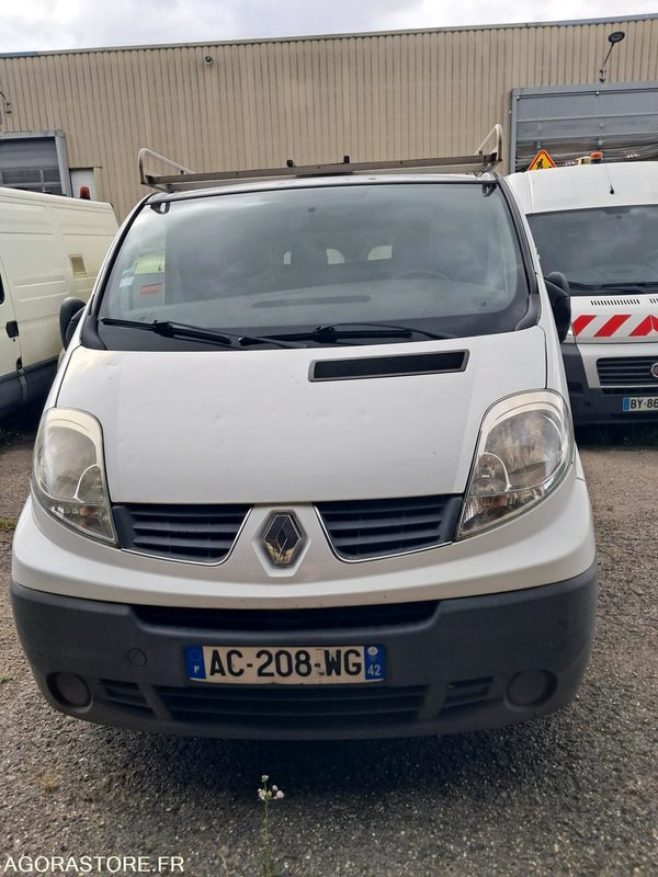 Renault trafic AC-208-WG - Mali kombi: slika Renault trafic AC-208-WG - Mali kombi Renault trafic AC-208-WG - Mali kombi: slika Renault trafic AC-208-WG - Mali kombi
