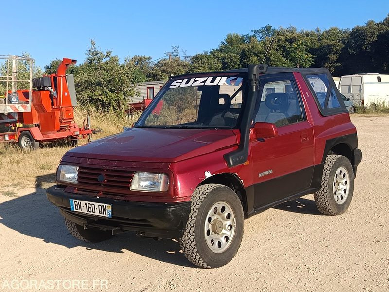 SUZUKI VITARA JLX ESSENCE - 1993 - 95350KMS - SUV: slika SUZUKI VITARA JLX ESSENCE - 1993 - 95350KMS - SUV SUZUKI VITARA JLX ESSENCE - 1993 - 95350KMS - SUV: slika SUZUKI VITARA JLX ESSENCE - 1993 - 95350KMS - SUV