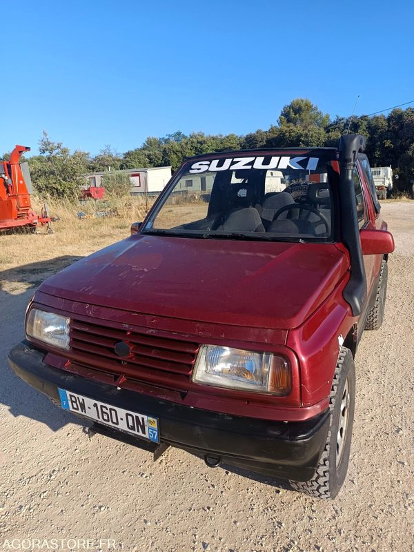 SUZUKI VITARA JLX ESSENCE - 1993 - 95350KMS - SUV: slika SUZUKI VITARA JLX ESSENCE - 1993 - 95350KMS - SUV SUZUKI VITARA JLX ESSENCE - 1993 - 95350KMS - SUV: slika SUZUKI VITARA JLX ESSENCE - 1993 - 95350KMS - SUV