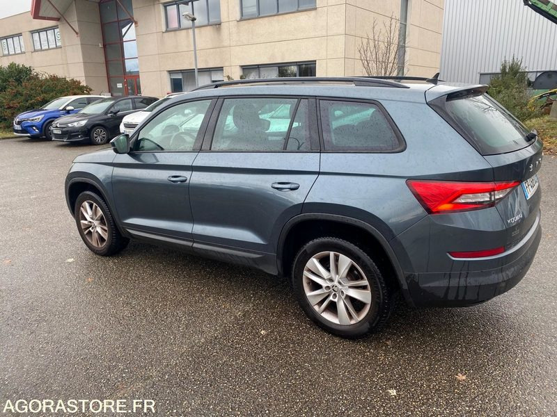 Skoda Kodiaq 2.0 TDI 16V 4x2 DSG7 150 cv Boîte auto - 2020 - 280750km - SUV: slika Skoda Kodiaq 2.0 TDI 16V 4x2 DSG7 150 cv Boîte auto - 2020 - 280750km - SUV Skoda Kodiaq 2.0 TDI 16V 4x2 DSG7 150 cv Boîte auto - 2020 - 280750km - SUV: slika Skoda Kodiaq 2.0 TDI 16V 4x2 DSG7 150 cv Boîte auto - 2020 - 280750km - SUV