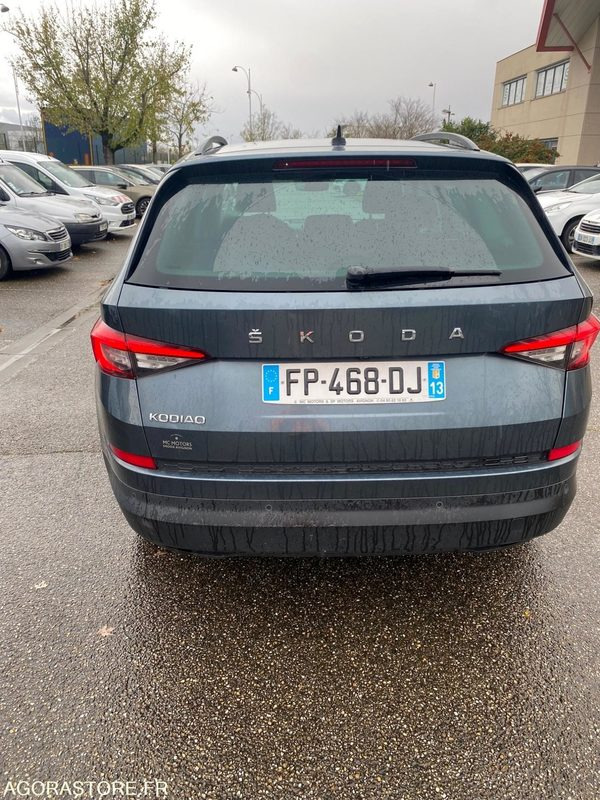 Skoda Kodiaq 2.0 TDI 16V 4x2 DSG7 150 cv Boîte auto - 2020 - 280750km - SUV: slika Skoda Kodiaq 2.0 TDI 16V 4x2 DSG7 150 cv Boîte auto - 2020 - 280750km - SUV Skoda Kodiaq 2.0 TDI 16V 4x2 DSG7 150 cv Boîte auto - 2020 - 280750km - SUV: slika Skoda Kodiaq 2.0 TDI 16V 4x2 DSG7 150 cv Boîte auto - 2020 - 280750km - SUV