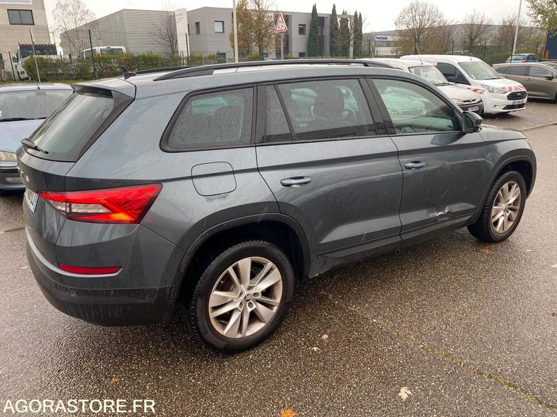 Skoda Kodiaq 2.0 TDI 16V 4x2 DSG7 150 cv Boîte auto - 2020 - 280750km - SUV: slika Skoda Kodiaq 2.0 TDI 16V 4x2 DSG7 150 cv Boîte auto - 2020 - 280750km - SUV Skoda Kodiaq 2.0 TDI 16V 4x2 DSG7 150 cv Boîte auto - 2020 - 280750km - SUV: slika Skoda Kodiaq 2.0 TDI 16V 4x2 DSG7 150 cv Boîte auto - 2020 - 280750km - SUV