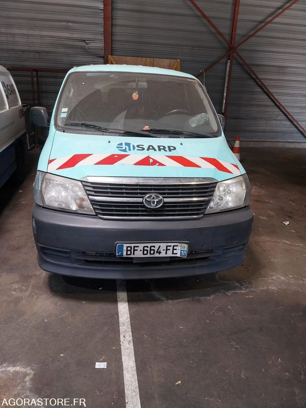 TOYOTA Hiace Fourgon HP 2010 (360 000Km) ROULANT EXPORT EXCLUSIVEMENT - Furgon: slika TOYOTA Hiace Fourgon HP 2010 (360 000Km) ROULANT EXPORT EXCLUSIVEMENT - Furgon TOYOTA Hiace Fourgon HP 2010 (360 000Km) ROULANT EXPORT EXCLUSIVEMENT - Furgon: slika TOYOTA Hiace Fourgon HP 2010 (360 000Km) ROULANT EXPORT EXCLUSIVEMENT - Furgon