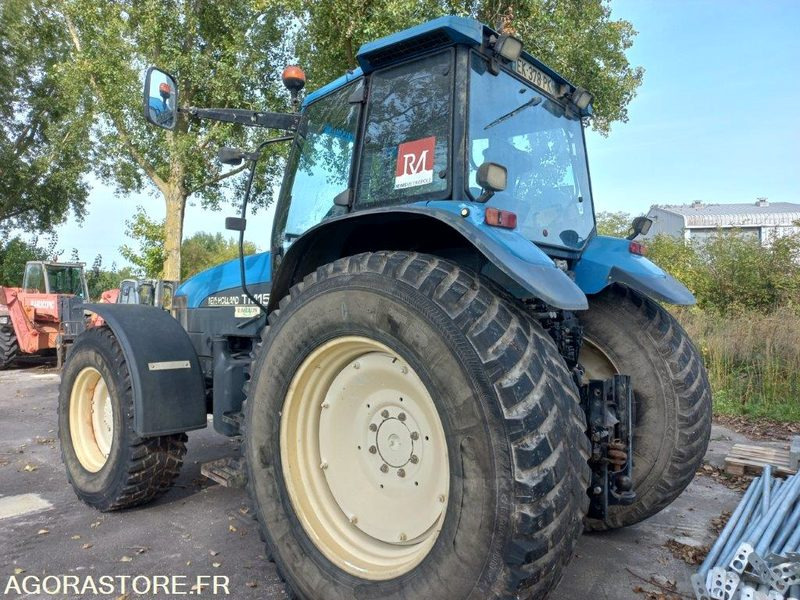 TRACTEUR AGRICOLE NEW HOLLAND EK-378-PK - Traktor: slika TRACTEUR AGRICOLE NEW HOLLAND EK-378-PK - Traktor TRACTEUR AGRICOLE NEW HOLLAND EK-378-PK - Traktor: slika TRACTEUR AGRICOLE NEW HOLLAND EK-378-PK - Traktor