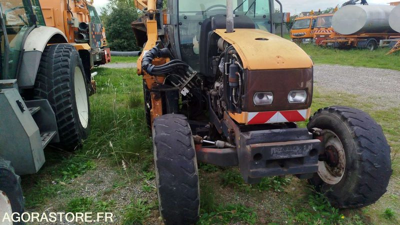 TRACTEUR RENAULT ERGOS - 12150H - Traktor: slika TRACTEUR RENAULT ERGOS - 12150H - Traktor TRACTEUR RENAULT ERGOS - 12150H - Traktor: slika TRACTEUR RENAULT ERGOS - 12150H - Traktor