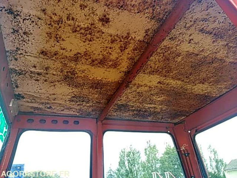 Traktor TRACTEUR RENAULT R7441 - 1975 / 12 620 H: slika Traktor TRACTEUR RENAULT R7441 - 1975 / 12 620 H