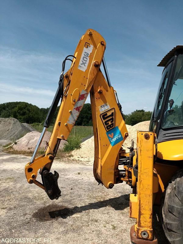 TRACTOPELLE JCB - Rovokopač-utovarivač: slika TRACTOPELLE JCB - Rovokopač-utovarivač TRACTOPELLE JCB - Rovokopač-utovarivač: slika TRACTOPELLE JCB - Rovokopač-utovarivač