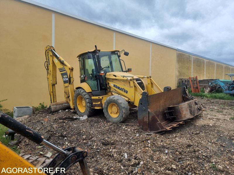 TRACTOPELLE KOMATSU WB93R / F51441 / 2006 / 7 391H / VENTE EN L'ETAT - Rovokopač-utovarivač: slika TRACTOPELLE KOMATSU WB93R / F51441 / 2006 / 7 391H / VENTE EN L'ETAT - Rovokopač-utovarivač TRACTOPELLE KOMATSU WB93R / F51441 / 2006 / 7 391H / VENTE EN L'ETAT - Rovokopač-utovarivač: slika TRACTOPELLE KOMATSU WB93R / F51441 / 2006 / 7 391H / VENTE EN L'ETAT - Rovokopač-utovarivač
