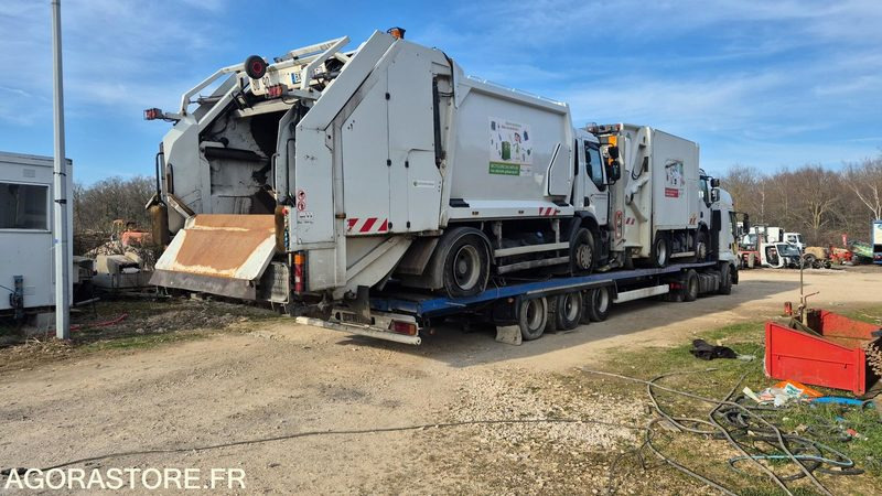 LOT de TRACTEUR RENAULT PREMIUM 2003 + REMORQUE + 2 BOM - Tegljač: slika LOT de TRACTEUR RENAULT PREMIUM 2003 + REMORQUE + 2 BOM - Tegljač LOT de TRACTEUR RENAULT PREMIUM 2003 + REMORQUE + 2 BOM - Tegljač: slika LOT de TRACTEUR RENAULT PREMIUM 2003 + REMORQUE + 2 BOM - Tegljač