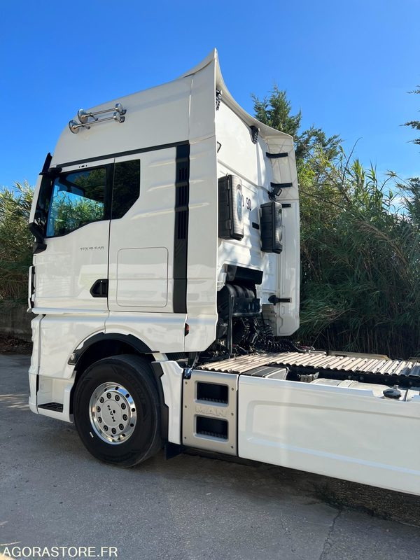 MAN TGX 640 ADR - 2022 - 319 000KM - Tegljač: slika MAN TGX 640 ADR - 2022 - 319 000KM - Tegljač MAN TGX 640 ADR - 2022 - 319 000KM - Tegljač: slika MAN TGX 640 ADR - 2022 - 319 000KM - Tegljač