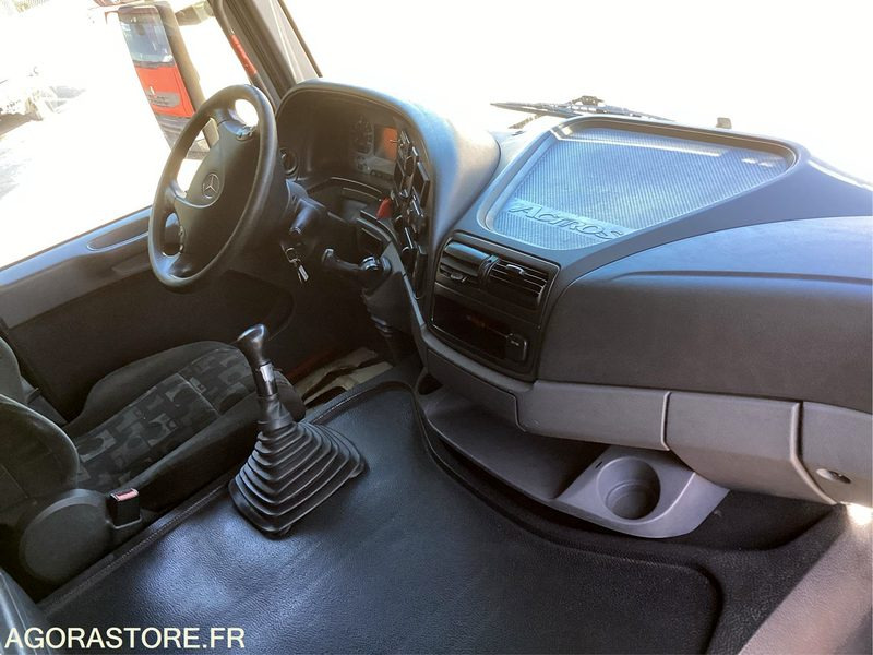 MERCEDES BENZ ACTROS - 2005 - 511806 KM - P3000898 - Tegljač: slika MERCEDES BENZ ACTROS - 2005 - 511806 KM - P3000898 - Tegljač MERCEDES BENZ ACTROS - 2005 - 511806 KM - P3000898 - Tegljač: slika MERCEDES BENZ ACTROS - 2005 - 511806 KM - P3000898 - Tegljač