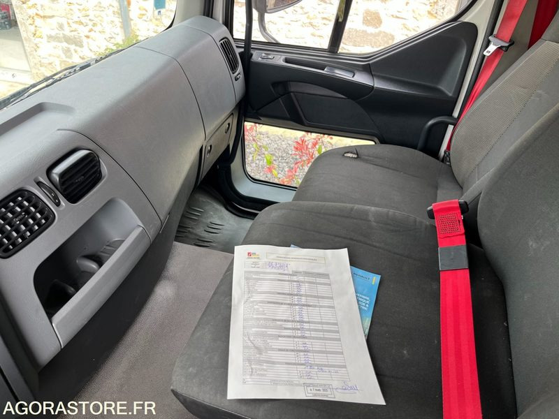 RENAULT DWIDE GAMME CHANTIER OFFROAD- 2015 - 49 976 KMS - Tegljač: slika RENAULT DWIDE GAMME CHANTIER OFFROAD- 2015 - 49 976 KMS - Tegljač RENAULT DWIDE GAMME CHANTIER OFFROAD- 2015 - 49 976 KMS - Tegljač: slika RENAULT DWIDE GAMME CHANTIER OFFROAD- 2015 - 49 976 KMS - Tegljač