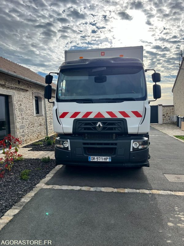RENAULT DWIDE GAMME CHANTIER OFFROAD- 2015 - 49 976 KMS - Tegljač: slika RENAULT DWIDE GAMME CHANTIER OFFROAD- 2015 - 49 976 KMS - Tegljač RENAULT DWIDE GAMME CHANTIER OFFROAD- 2015 - 49 976 KMS - Tegljač: slika RENAULT DWIDE GAMME CHANTIER OFFROAD- 2015 - 49 976 KMS - Tegljač