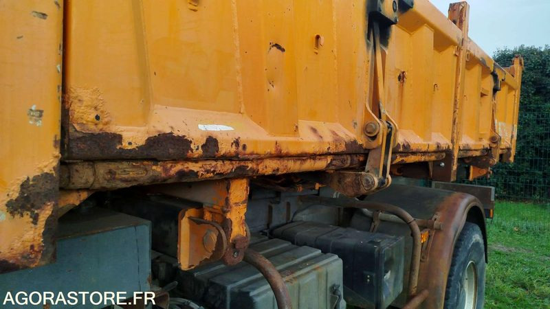 RENAULT KERAX 4x4 2002 - 187922km - DF594PZ - Tegljač: slika RENAULT KERAX 4x4 2002 - 187922km - DF594PZ - Tegljač RENAULT KERAX 4x4 2002 - 187922km - DF594PZ - Tegljač: slika RENAULT KERAX 4x4 2002 - 187922km - DF594PZ - Tegljač