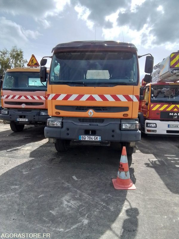RENAULT KERAX C816R +S203D - Tegljač: slika RENAULT KERAX C816R +S203D - Tegljač RENAULT KERAX C816R +S203D - Tegljač: slika RENAULT KERAX C816R +S203D - Tegljač