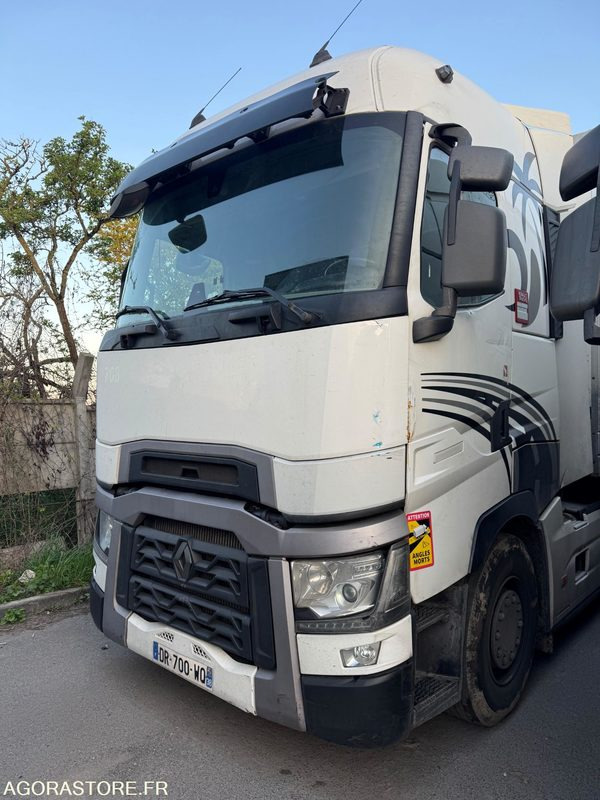 RENAULT T520 HIGH - 907 798KM - 2015 - Tegljač: slika RENAULT T520 HIGH - 907 798KM - 2015 - Tegljač RENAULT T520 HIGH - 907 798KM - 2015 - Tegljač: slika RENAULT T520 HIGH - 907 798KM - 2015 - Tegljač