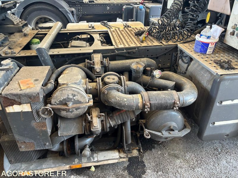 TRACTEUR RENAULT MAGNUM 2007 PAV HUWER EV848AQ (VENTE UNIQUEMENT EXPORT) - Tegljač: slika TRACTEUR RENAULT MAGNUM 2007 PAV HUWER EV848AQ (VENTE UNIQUEMENT EXPORT) - Tegljač TRACTEUR RENAULT MAGNUM 2007 PAV HUWER EV848AQ (VENTE UNIQUEMENT EXPORT) - Tegljač: slika TRACTEUR RENAULT MAGNUM 2007 PAV HUWER EV848AQ (VENTE UNIQUEMENT EXPORT) - Tegljač