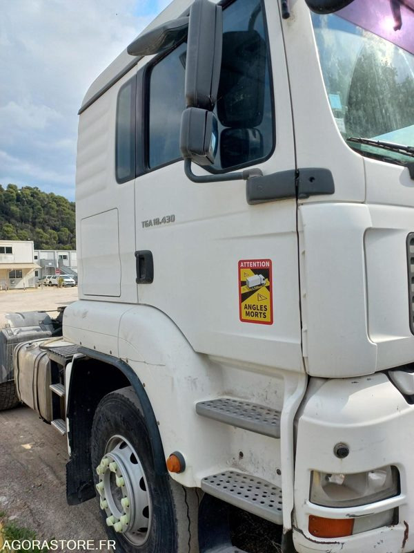 TRR MAN 19T - BR293NA - Tegljač: slika TRR MAN 19T - BR293NA - Tegljač TRR MAN 19T - BR293NA - Tegljač: slika TRR MAN 19T - BR293NA - Tegljač