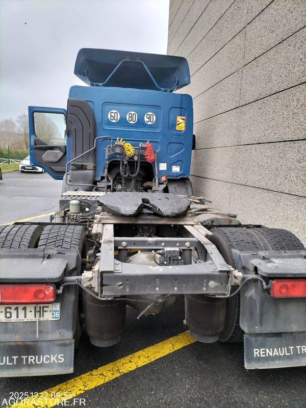 Tracteur Renault D Wide 320 - 2015 - 172832 kms (40910) - Tegljač: slika Tracteur Renault D Wide 320 - 2015 - 172832 kms (40910) - Tegljač Tracteur Renault D Wide 320 - 2015 - 172832 kms (40910) - Tegljač: slika Tracteur Renault D Wide 320 - 2015 - 172832 kms (40910) - Tegljač