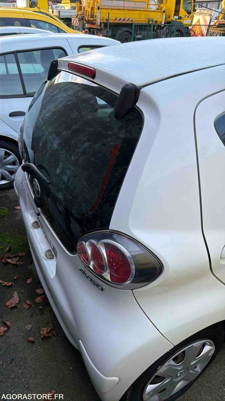 Toyota Aygo - 2009 - 81227kms - FX-147-PK - Automobil: slika Toyota Aygo - 2009 - 81227kms - FX-147-PK - Automobil Toyota Aygo - 2009 - 81227kms - FX-147-PK - Automobil: slika Toyota Aygo - 2009 - 81227kms - FX-147-PK - Automobil