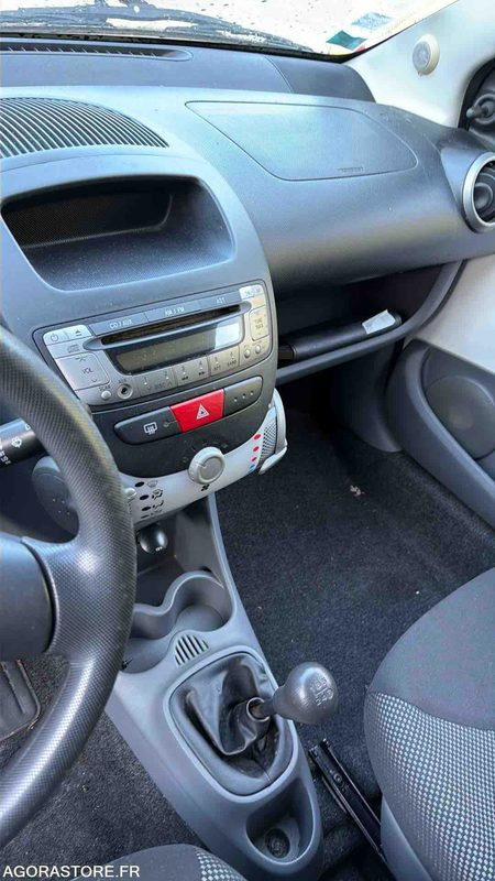 Toyota Aygo - 2009 - 81227kms - FX-147-PK - Automobil: slika Toyota Aygo - 2009 - 81227kms - FX-147-PK - Automobil Toyota Aygo - 2009 - 81227kms - FX-147-PK - Automobil: slika Toyota Aygo - 2009 - 81227kms - FX-147-PK - Automobil