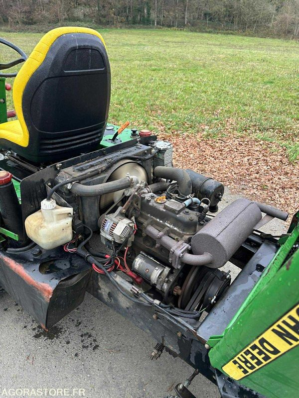 Tracteur Tondeuse Frontale F935 DIESEL 150cm de coupe - Vrtna kosilica: slika Tracteur Tondeuse Frontale F935 DIESEL 150cm de coupe - Vrtna kosilica Tracteur Tondeuse Frontale F935 DIESEL 150cm de coupe - Vrtna kosilica: slika Tracteur Tondeuse Frontale F935 DIESEL 150cm de coupe - Vrtna kosilica