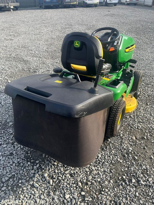 Tracteur tondeuse John deere x305r - Vrtna kosilica: slika Tracteur tondeuse John deere x305r - Vrtna kosilica Tracteur tondeuse John deere x305r - Vrtna kosilica: slika Tracteur tondeuse John deere x305r - Vrtna kosilica