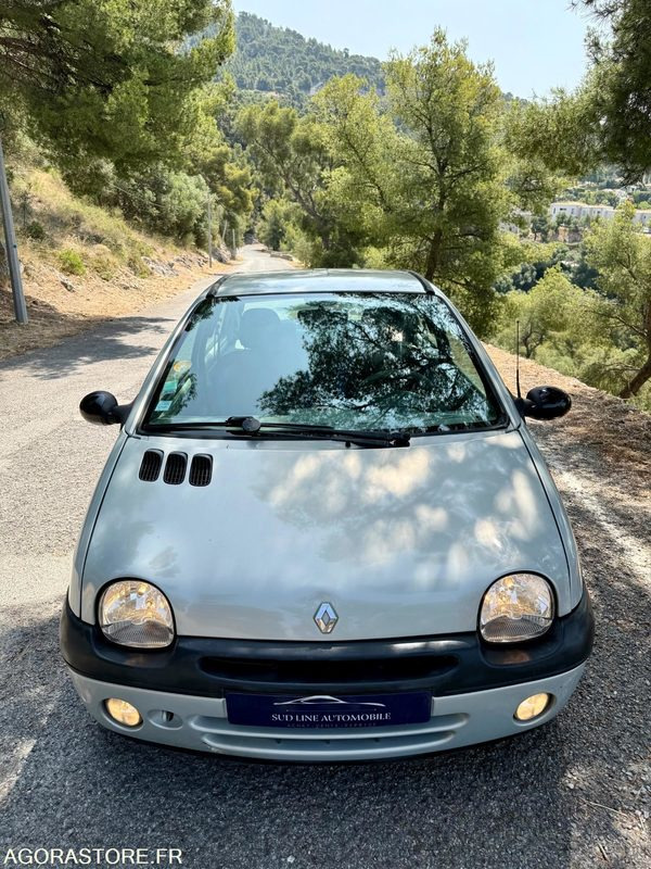 Twingo 1.2 16v kiss cool CLIM - Automobil: slika Twingo 1.2 16v kiss cool CLIM - Automobil Twingo 1.2 16v kiss cool CLIM - Automobil: slika Twingo 1.2 16v kiss cool CLIM - Automobil