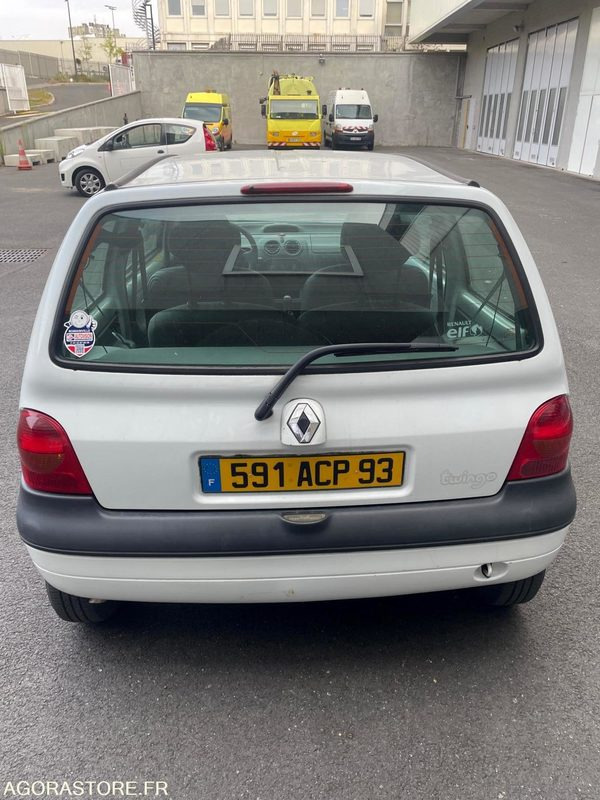 Twingo GPL 1.2 591ACP93 - Automobil: slika Twingo GPL 1.2 591ACP93 - Automobil Twingo GPL 1.2 591ACP93 - Automobil: slika Twingo GPL 1.2 591ACP93 - Automobil