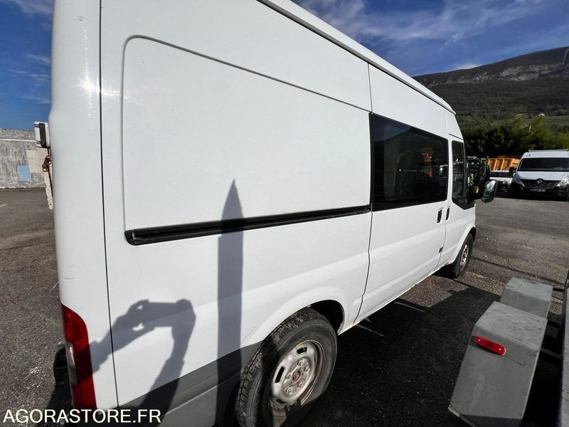 UTILITAIRE FORD TRANSIT - 2011 / 160 000 KM - MOTEUR CASSÉ - Furgon: slika UTILITAIRE FORD TRANSIT - 2011 / 160 000 KM - MOTEUR CASSÉ - Furgon UTILITAIRE FORD TRANSIT - 2011 / 160 000 KM - MOTEUR CASSÉ - Furgon: slika UTILITAIRE FORD TRANSIT - 2011 / 160 000 KM - MOTEUR CASSÉ - Furgon