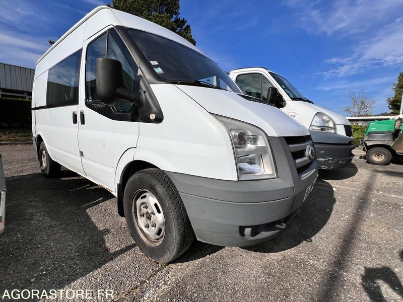 UTILITAIRE FORD TRANSIT - 2011 / 160 000 KM - MOTEUR HS - Furgon: slika UTILITAIRE FORD TRANSIT - 2011 / 160 000 KM - MOTEUR HS - Furgon UTILITAIRE FORD TRANSIT - 2011 / 160 000 KM - MOTEUR HS - Furgon: slika UTILITAIRE FORD TRANSIT - 2011 / 160 000 KM - MOTEUR HS - Furgon
